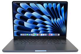 Apple MacBook Air 2023 A2941 M2 3,49 GHZ 15" CLAVIER ANGLAIS, GB